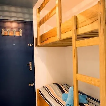 *les Caravelles*proche Mer*clim* Apartment *